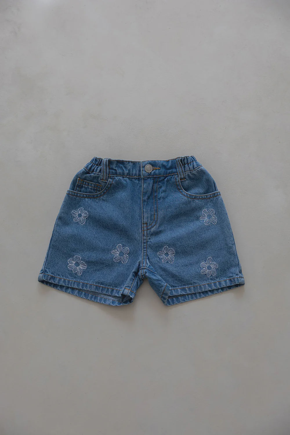 FLOWER DENIM SHORTS