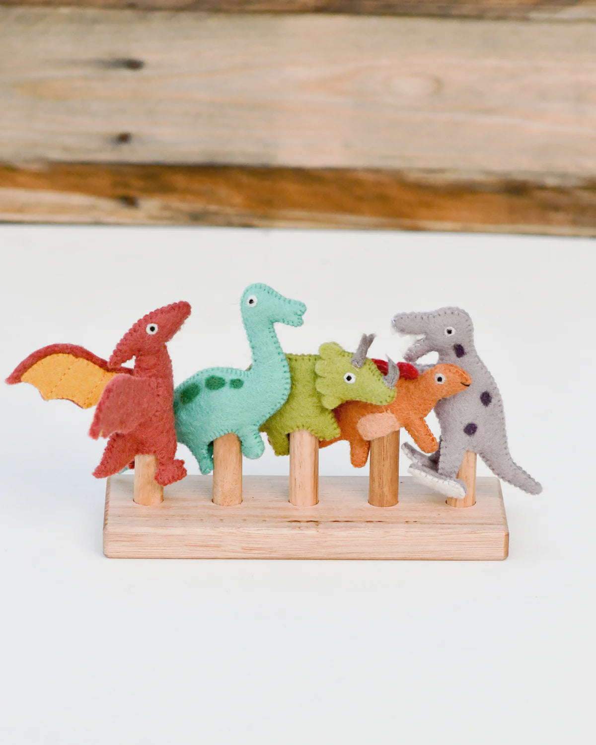 DINOSAURS - FINGER PUPPET SET