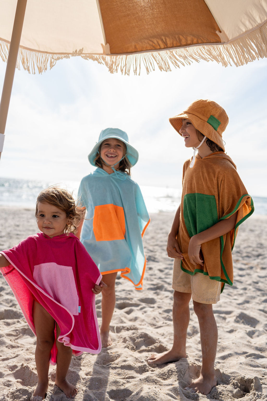 TERRY TOWELLING HOODED TOWEL - LIGHT BLUE