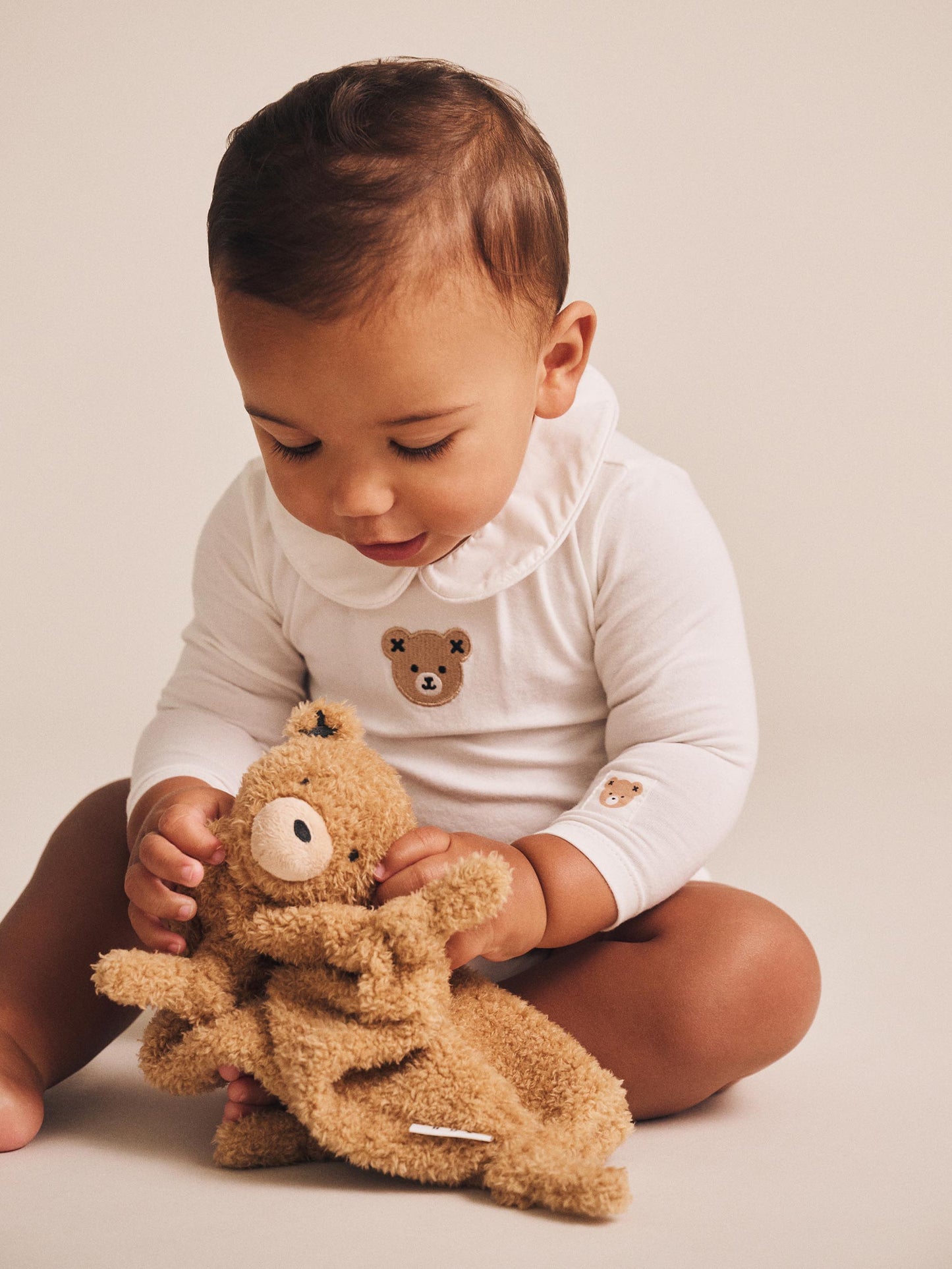 BABY'S FIRST GIFT SET - ROMPER, HAT & COMFORTER