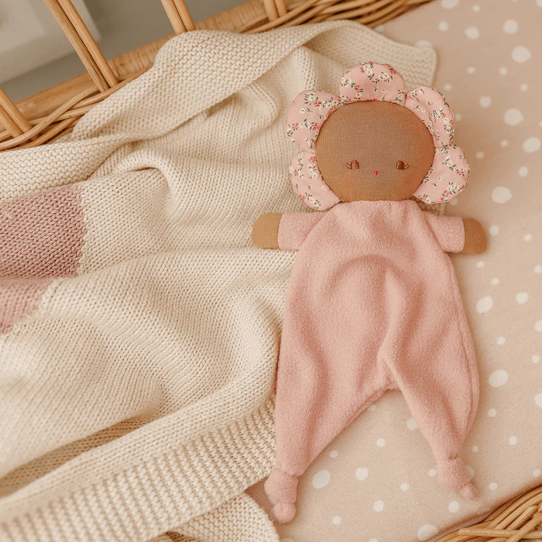 FLOWER BABY COMFORTER - POSY HEART