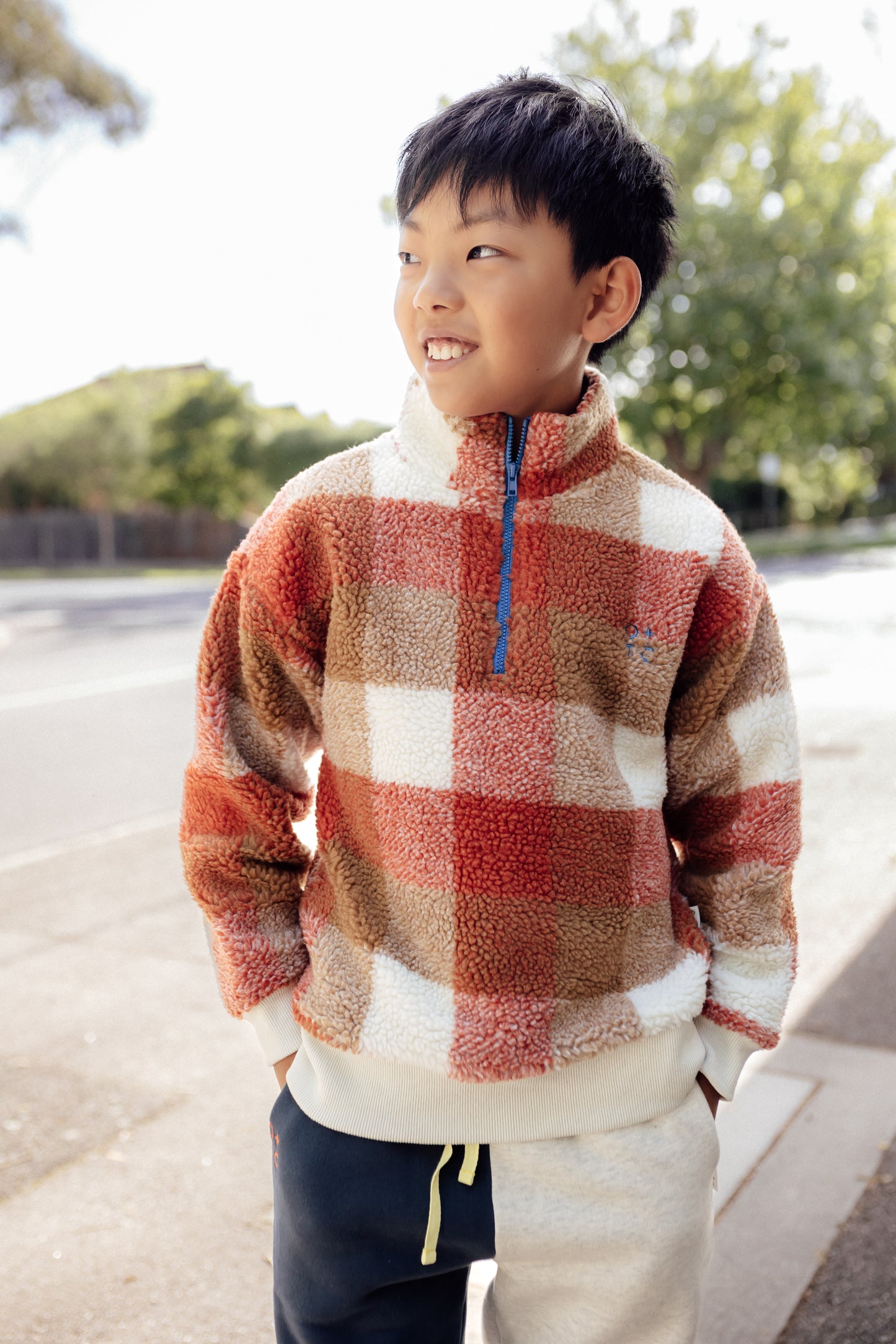 HORIZON LINED ZIP PULLOVER - OCHRE