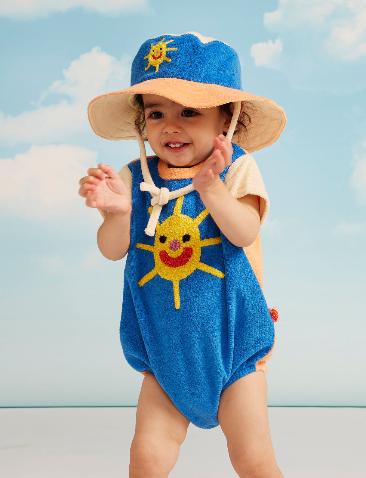 HAPPY CAMPER TERRY BUCKET HAT