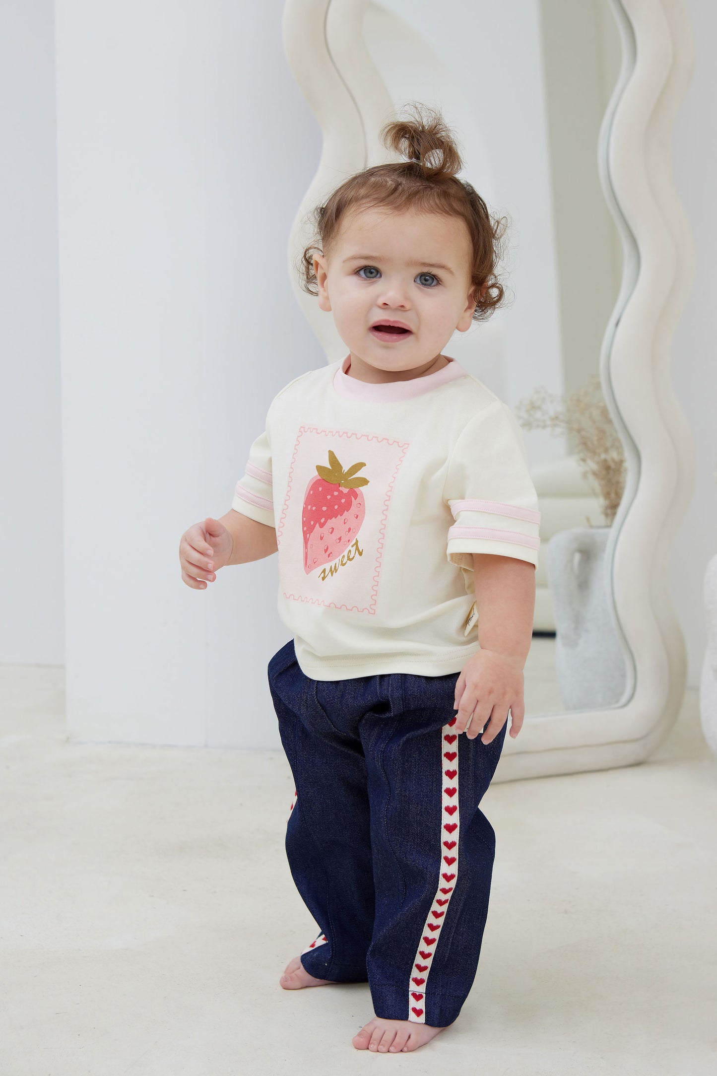 STRAWBERRY DREAMS BOXY TEE