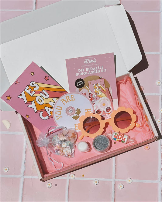 DIY BEDAZZLE SUNGLASS KIT - PEACH FLOWER