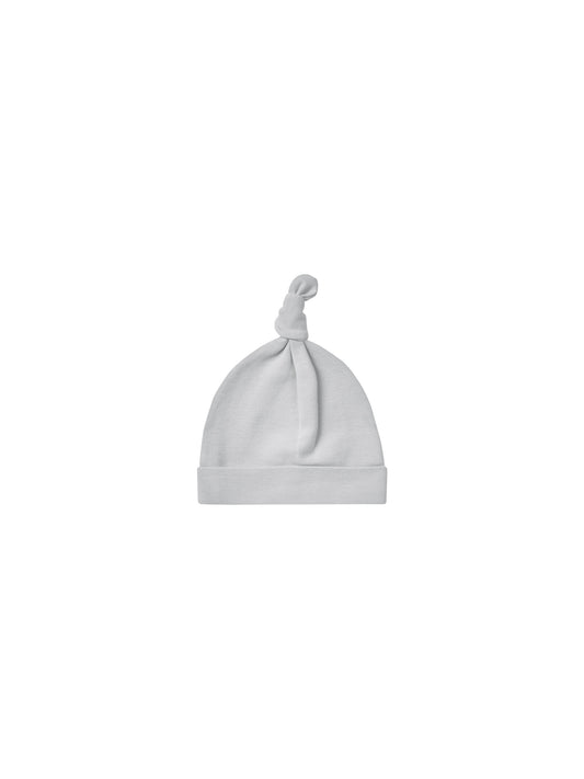 KNOTTED BABY HAT - CLOUD