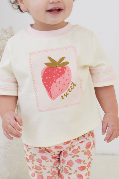 STRAWBERRY DREAMS BOXY TEE